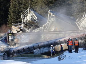 Railroaded CP derailment image banff dec 2014 2